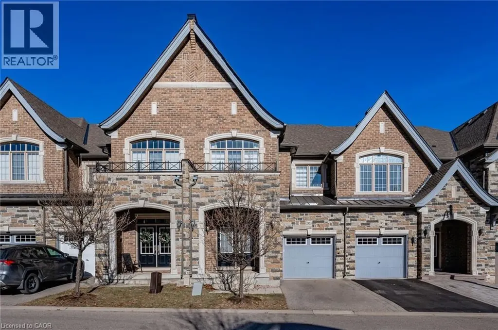 2453 Village Common Oakville ON L6M 0S2