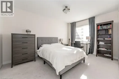 2453 Village Common Oakville ON L6M 0S2
