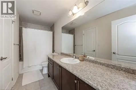 2453 Village Common Oakville ON L6M 0S2
