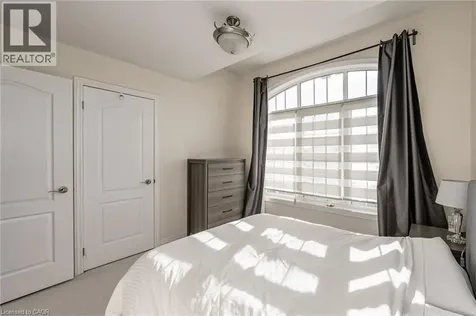 2453 Village Common Oakville ON L6M 0S2
