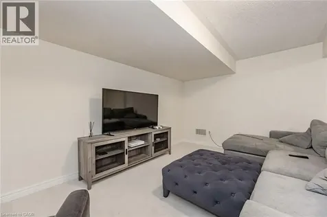 2453 Village Common Oakville ON L6M 0S2