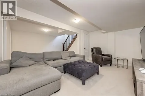2453 Village Common Oakville ON L6M 0S2