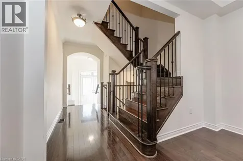 2453 Village Common Oakville ON L6M 0S2
