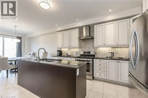 2453 Village Common Oakville ON L6M 0S2
