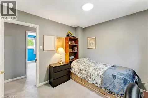 307 Erindale Drive Burlington ON L7L 4T3