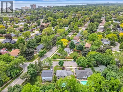 307 Erindale Drive Burlington ON L7L 4T3