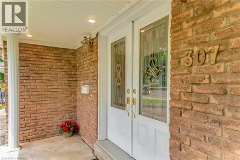 307 Erindale Drive Burlington ON L7L 4T3