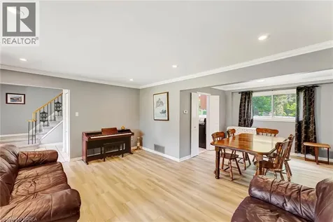 307 Erindale Drive Burlington ON L7L 4T3