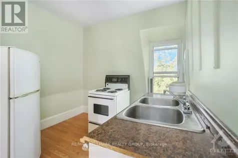 42 Church Street West Smiths Falls ON K7A 1P7