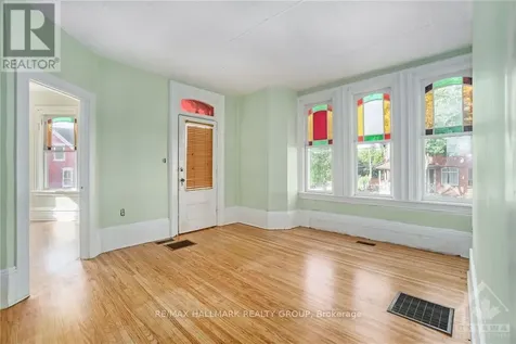 42 Church Street West Smiths Falls ON K7A 1P7