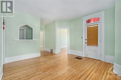 42 Church Street West Smiths Falls ON K7A 1P7