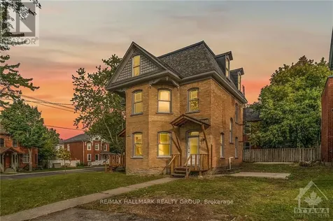 42 Church Street West Smiths Falls ON K7A 1P7
