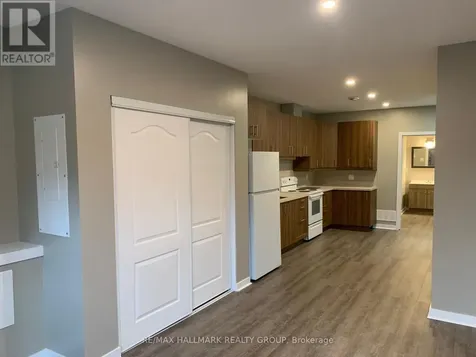 66 Queen Street Smiths Falls ON K7A 3N2
