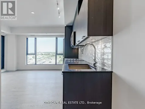 120 Eagle Rock Way Vaughan ON L6A 5C2