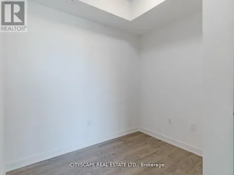 120 Eagle Rock Way Vaughan ON L6A 5C2