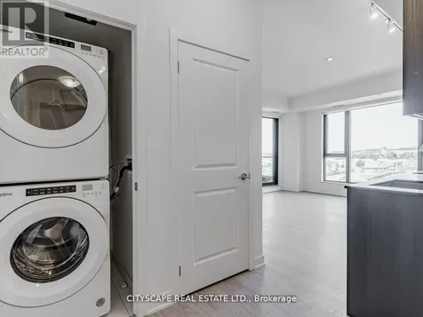 120 Eagle Rock Way Vaughan ON L6A 5C2