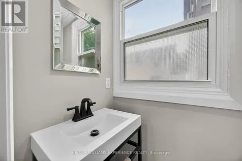 120 Dunlop Street Orillia ON L3V 5P4