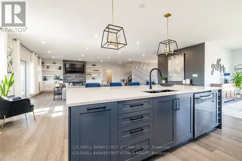 5758 Fernbank Road Ottawa ON K2S 1B6