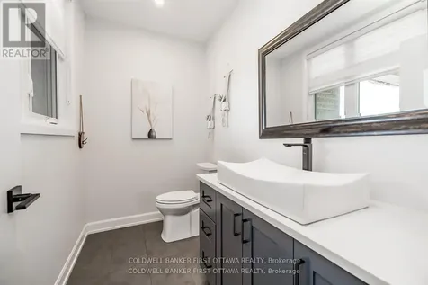 5758 Fernbank Road Ottawa ON K2S 1B6