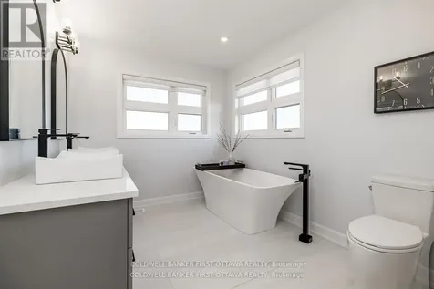 5758 Fernbank Road Ottawa ON K2S 1B6