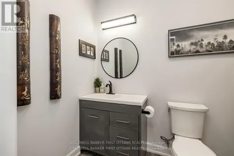 5758 Fernbank Road Ottawa ON K2S 1B6
