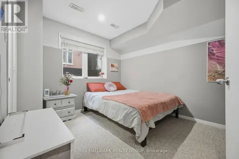 795 Montreal Road Ottawa ON K1K 0S9