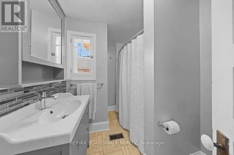 30 Emily Street Carleton Place ON K7C 1S2