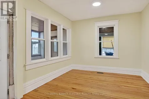804 Hunter Street Selwyn ON K0L 1H0