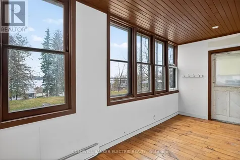 804 Hunter Street Selwyn ON K0L 1H0
