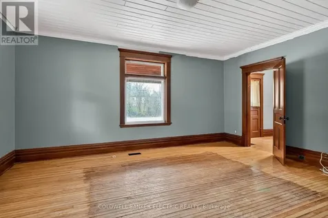 804 Hunter Street Selwyn ON K0L 1H0