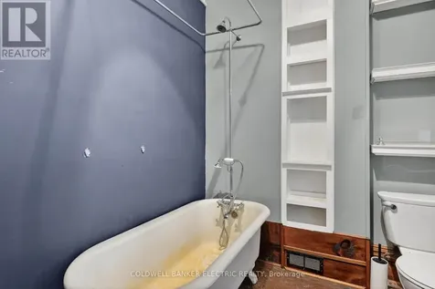 804 Hunter Street Selwyn ON K0L 1H0