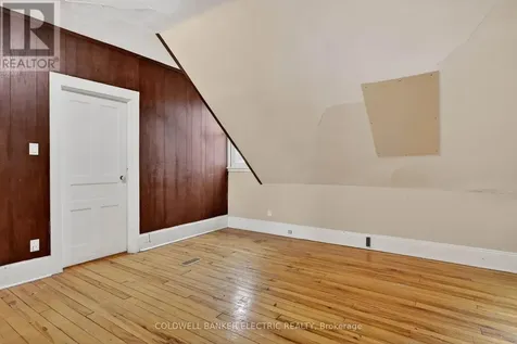 804 Hunter Street Selwyn ON K0L 1H0