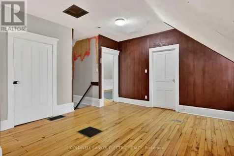 804 Hunter Street Selwyn ON K0L 1H0