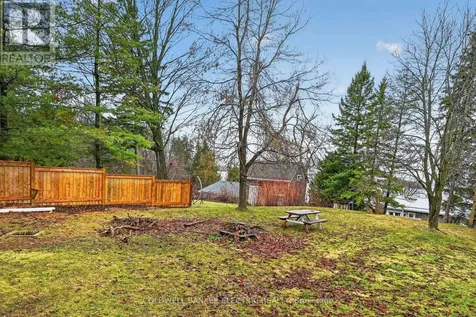 804 Hunter Street Selwyn ON K0L 1H0
