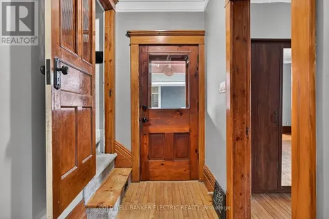804 Hunter Street Selwyn ON K0L 1H0