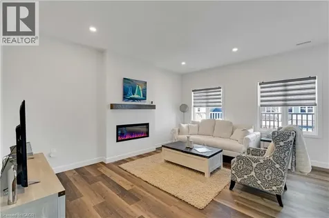 9 Shores Lane Crystal Beach ON L0S 1B0