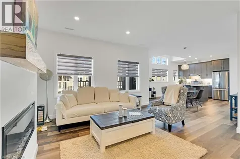 9 Shores Lane Crystal Beach ON L0S 1B0