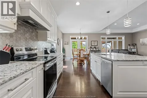 24 Peachtree Lane Chatham ON N7L 0G3