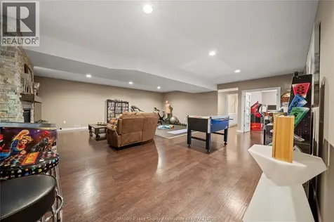 24 Peachtree Lane Chatham ON N7L 0G3