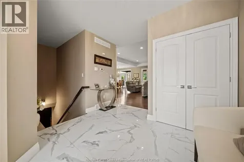 24 Peachtree Lane Chatham ON N7L 0G3
