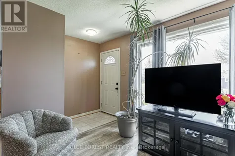 7 Raven Avenue St. Thomas ON N5R 5K8