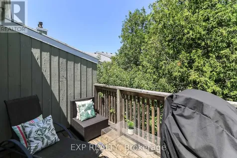 15 Dawson Drive Collingwood ON L9Y 5B4