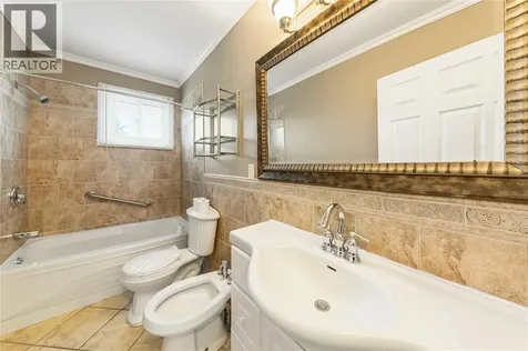 748 Alexander Street Sarnia ON N7T 5G8