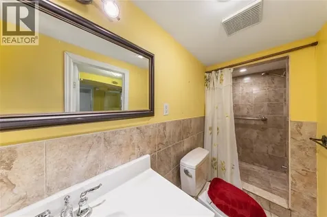 748 Alexander Street Sarnia ON N7T 5G8