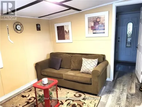 613 Oak Crescent Centre Wellington ON N1M 2W5