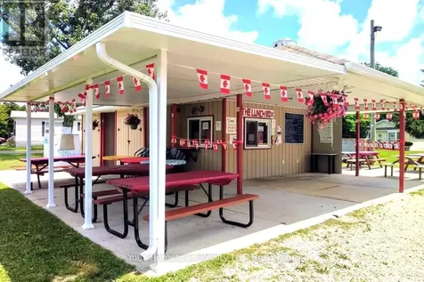 613 Oak Crescent Centre Wellington ON N1M 2W5
