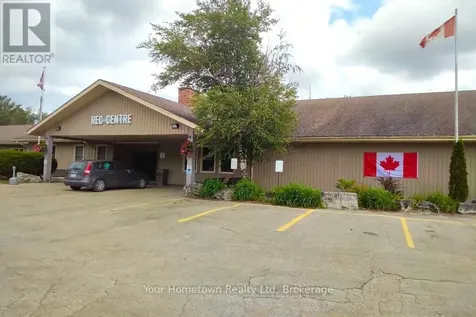 613 Oak Crescent Centre Wellington ON N1M 2W5