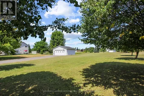 265 Julie Anne Crescent Mississippi Mills ON K7C 4M5