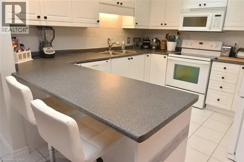 20 Meadowlands Boulevard Ancaster ON L9K 1J5