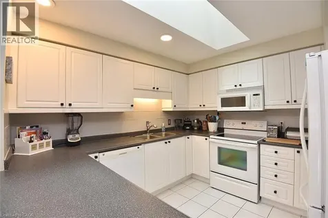 20 Meadowlands Boulevard Ancaster ON L9K 1J5